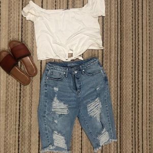 High waist, distressed, Bermuda shorts